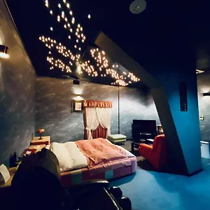 Love hotel Sagano